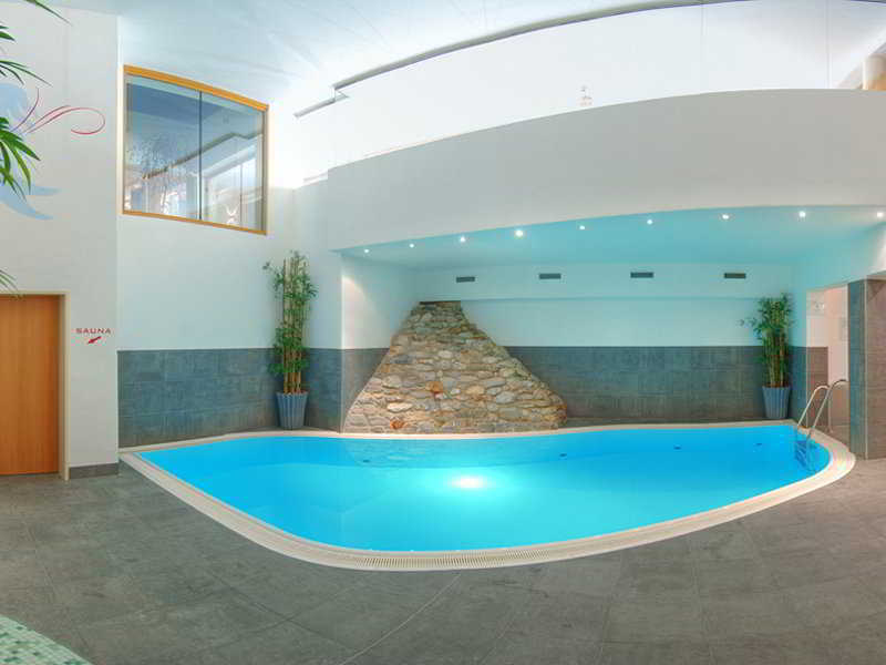 Hotel Badhaus Zell am See Bagian luar foto