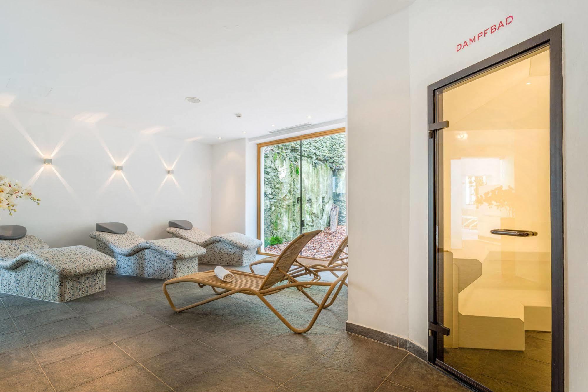 Hotel Badhaus Zell am See Bagian luar foto
