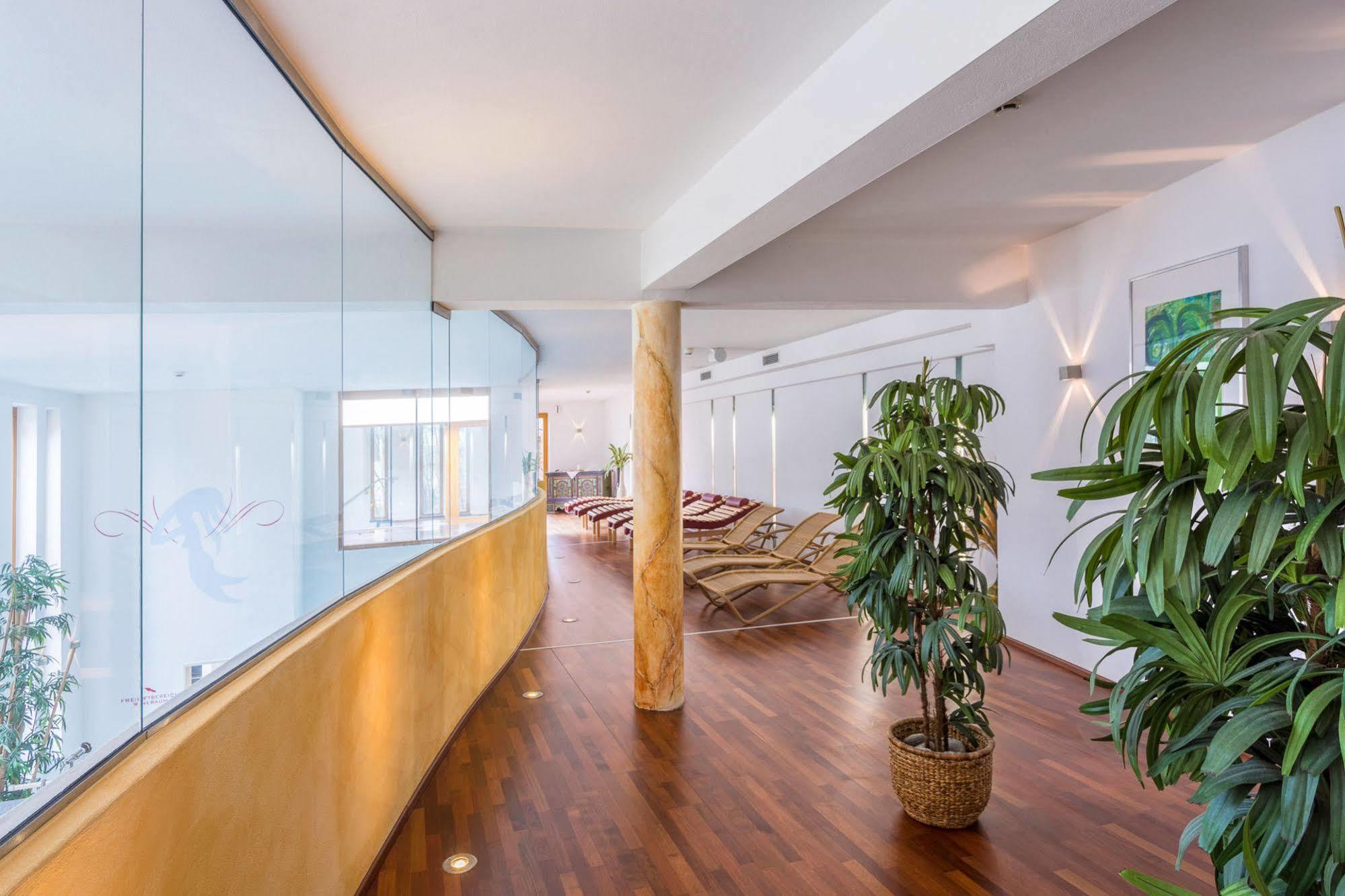 Hotel Badhaus Zell am See Bagian luar foto