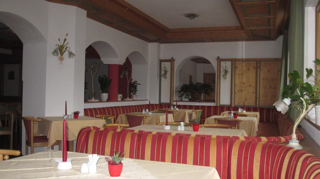 Hotel Badhaus Zell am See Bagian luar foto